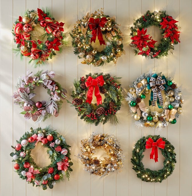 28 inches Pre-Lit Holiday Classic Wreath, , on-hover image number null