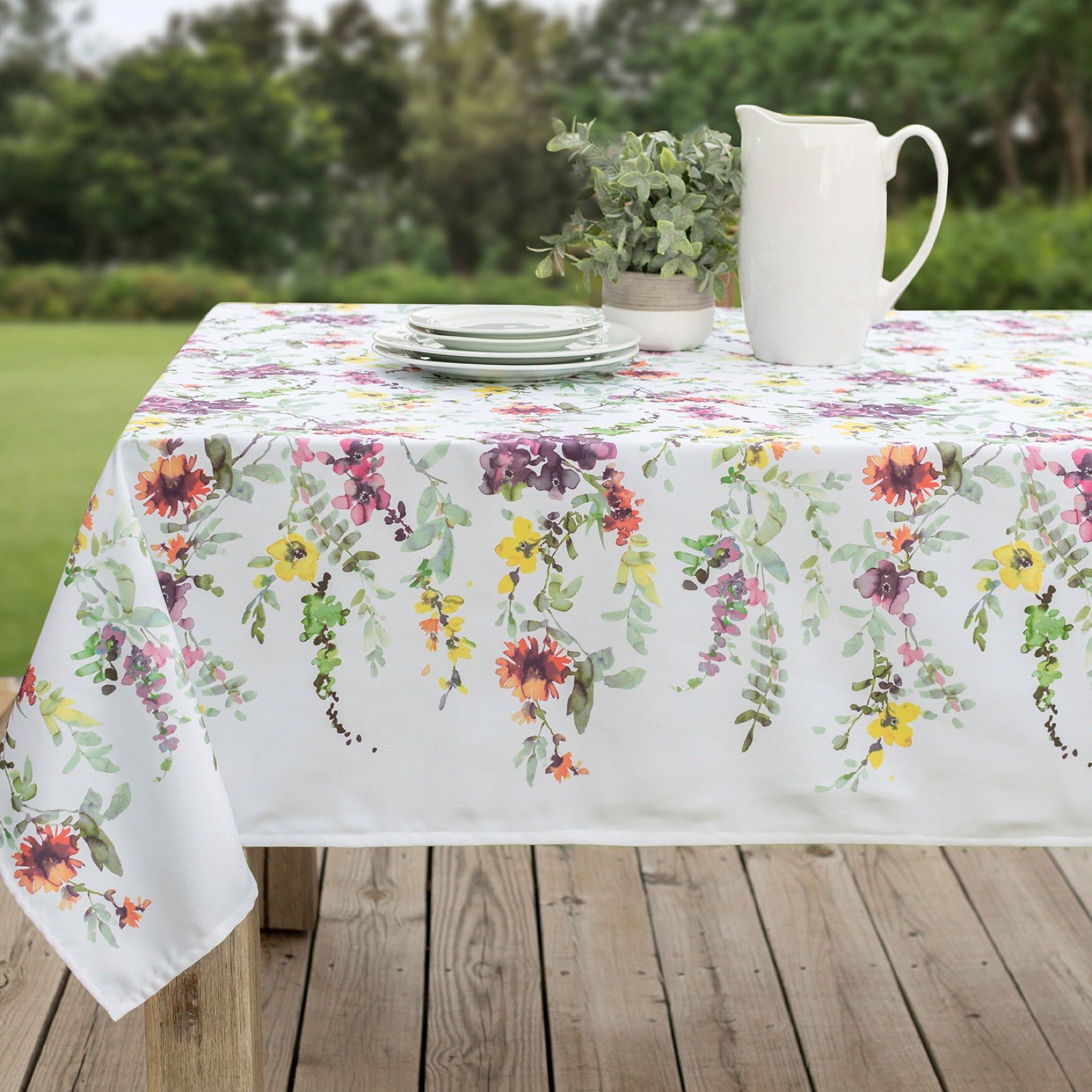 60" x 84" Floral Cascade Table Linens