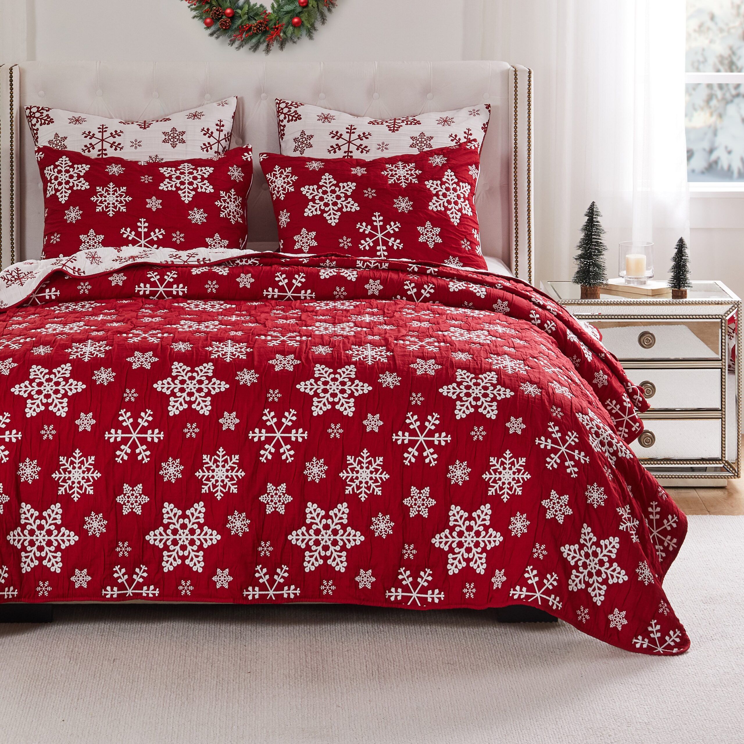 Novelty Holiday Matelass&eacute; Coverlet Set, PEPPERMINT PARTY, alternate image number 1