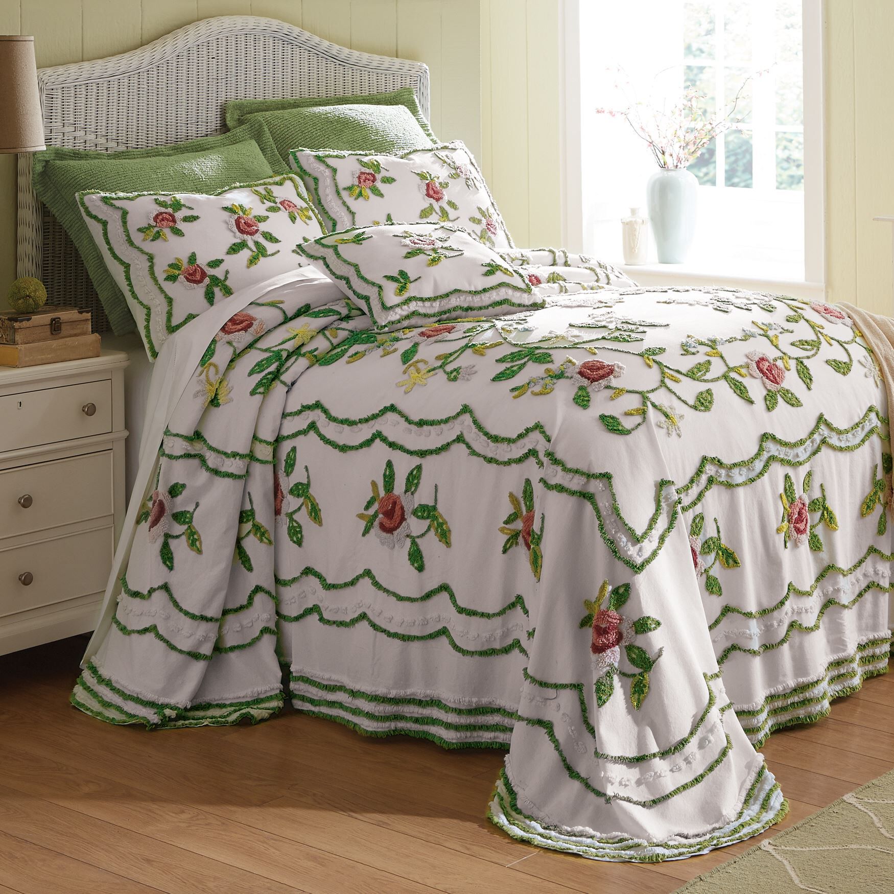 Samantha Bedspread Collection, , hi-res image number 0