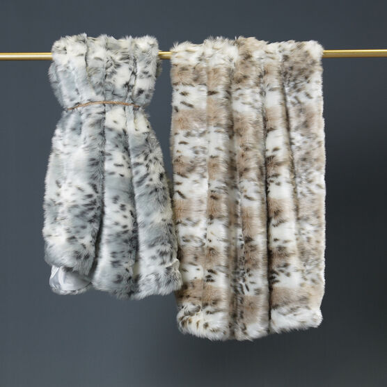 SNOW LEOPARD FAUX FUR THROW, , alternate image number null