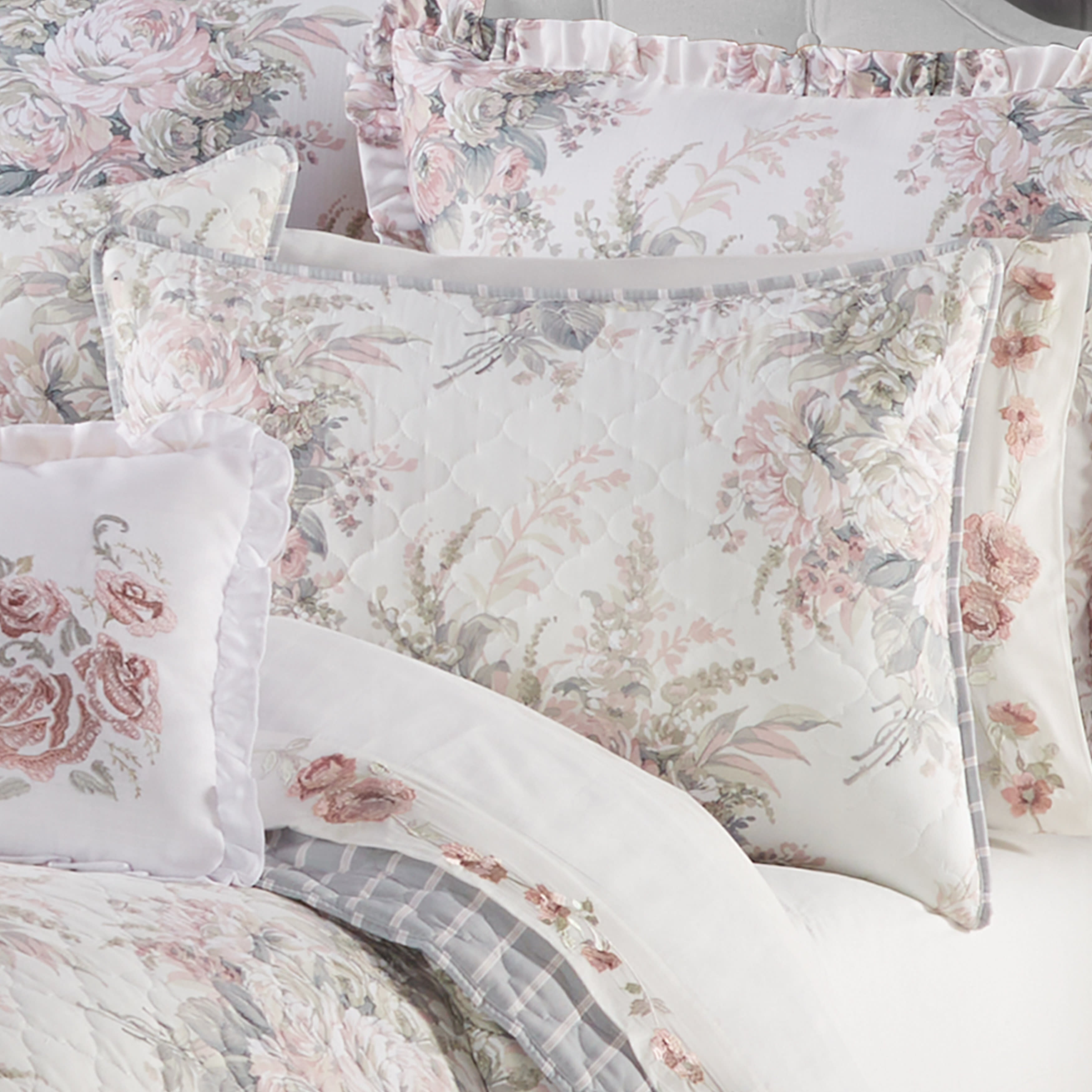 Estelle Blush 3 Piece Quilt Set, BLUSH, alternate image number null