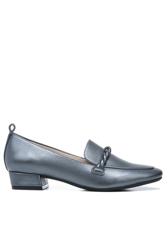 Confident Loafer, , alternate image number null