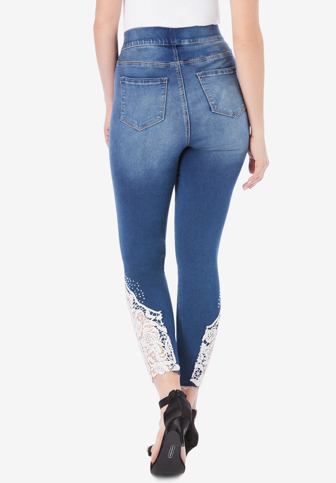 Stretch store lace applique