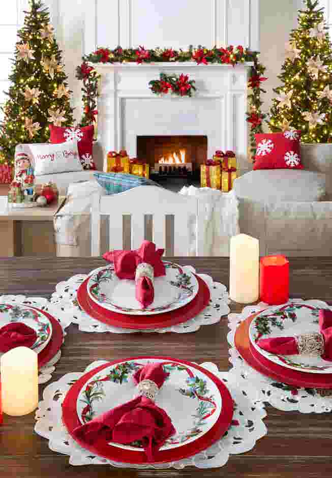 16-Pc. Christmas Dinnerware Set image number 4