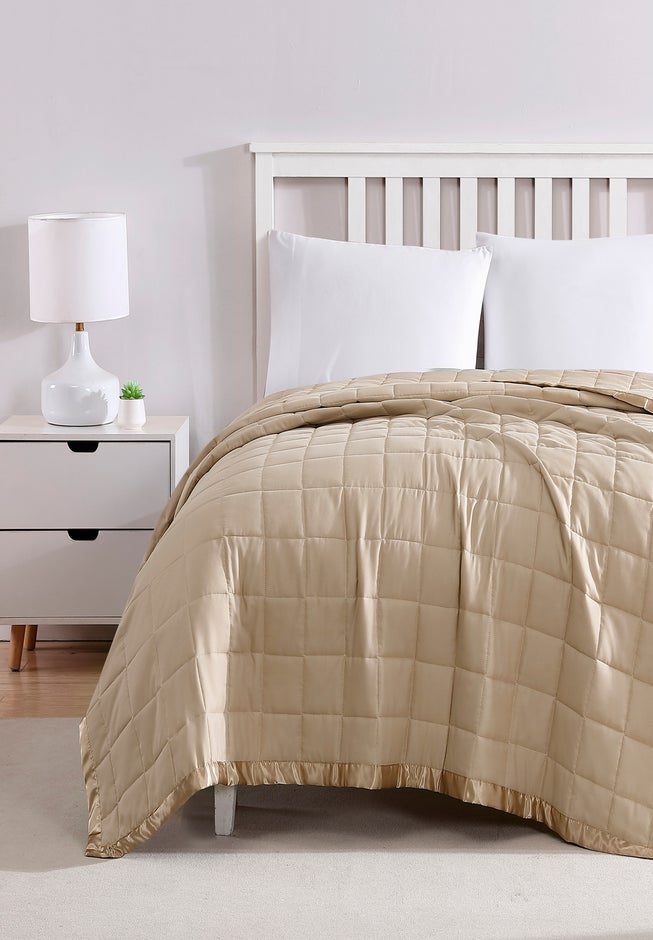 Down-Alternative Blanket image number 1