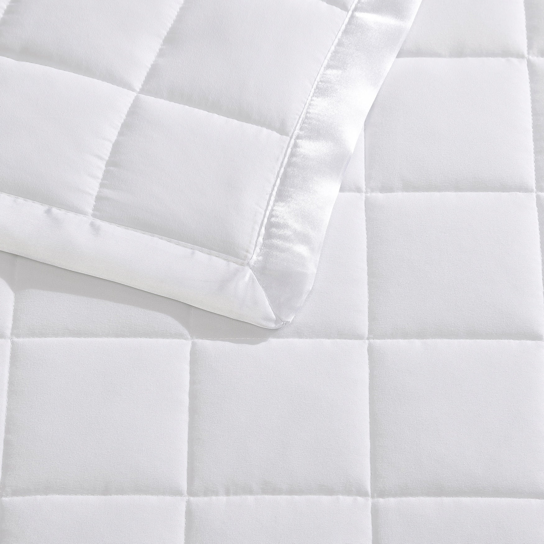 Down-Alternative Blanket image number 4