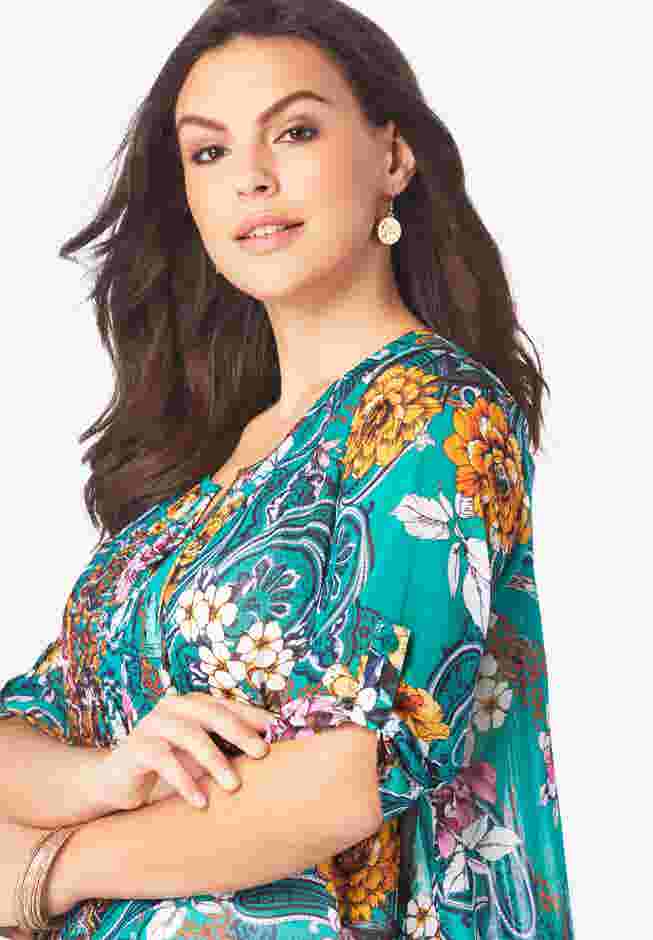 Plus Size Tara Pleated Shirt – Adjustable 3/4 Sleeve Swing Tunic with Notch Collar image number 3