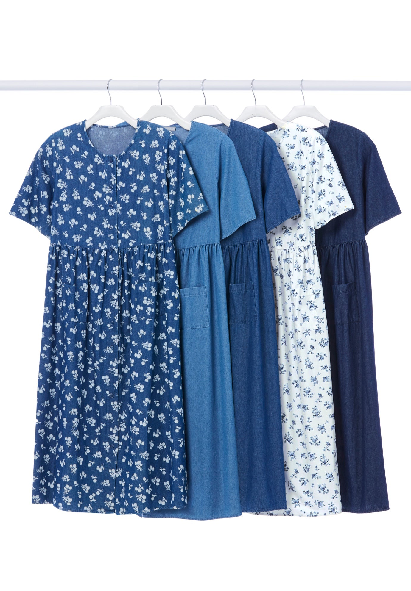 Short-Sleeve Denim Dress image number 4