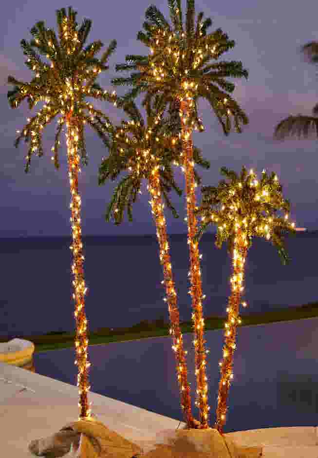 Pre-Lit 3-Branch Palm Tree image number 2