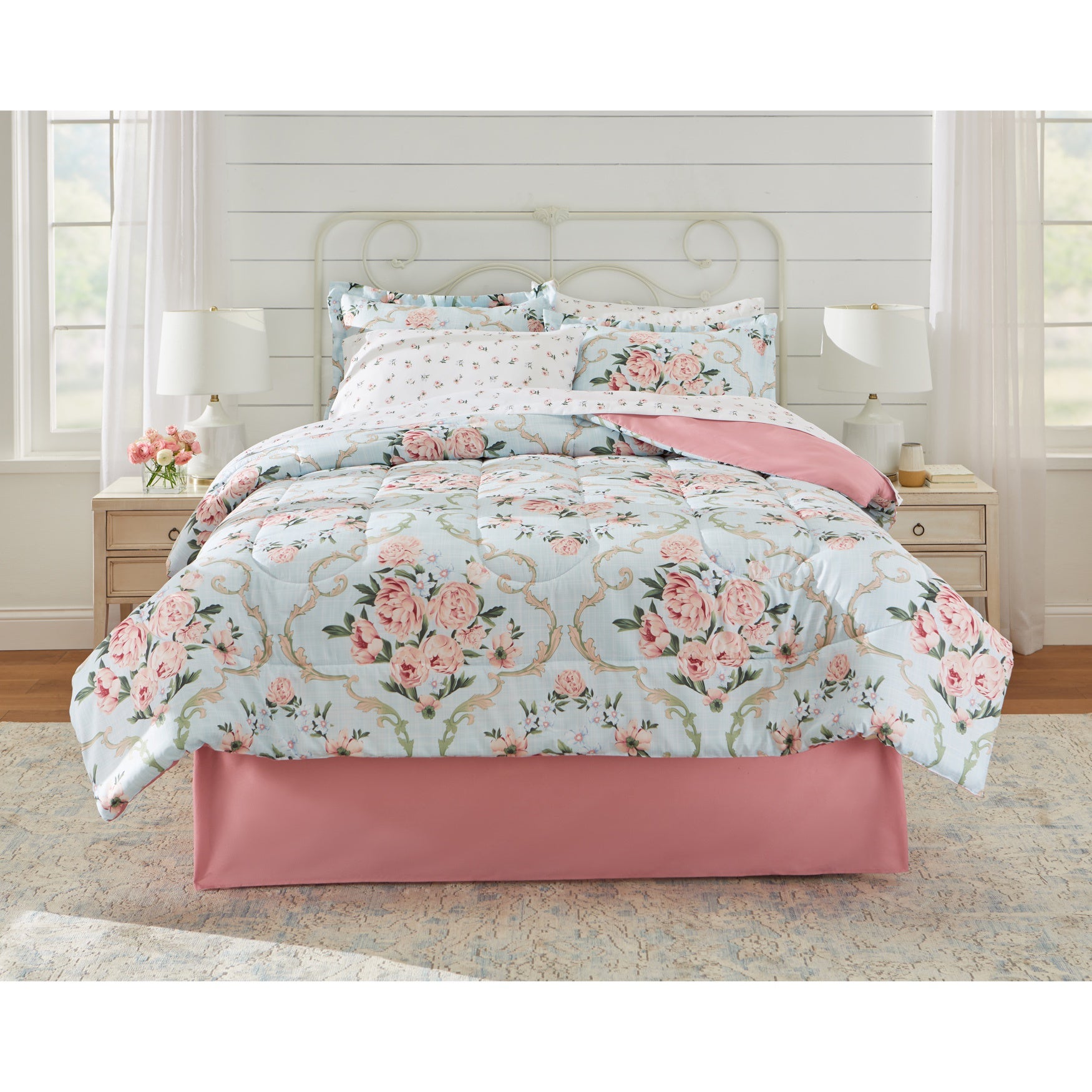 Wentworth Bed-in-a-Bag Comforter Set image number 0