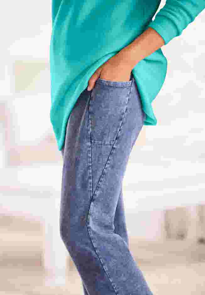 Stretch-Cotton Knit Pull-On Bootcut Pocket Leggings image number 4