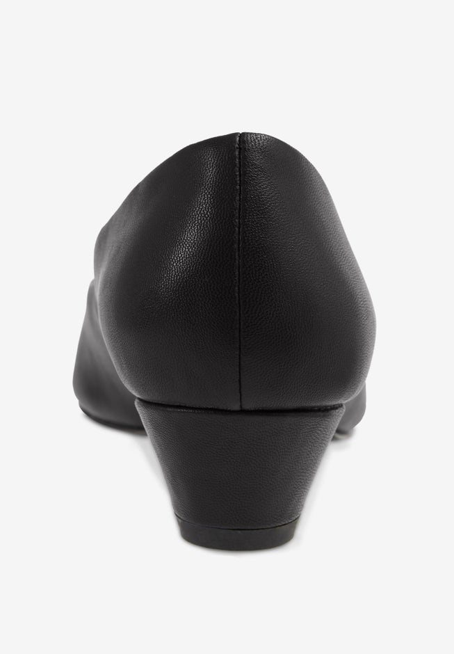 The Vida Slip On Pump image number 1