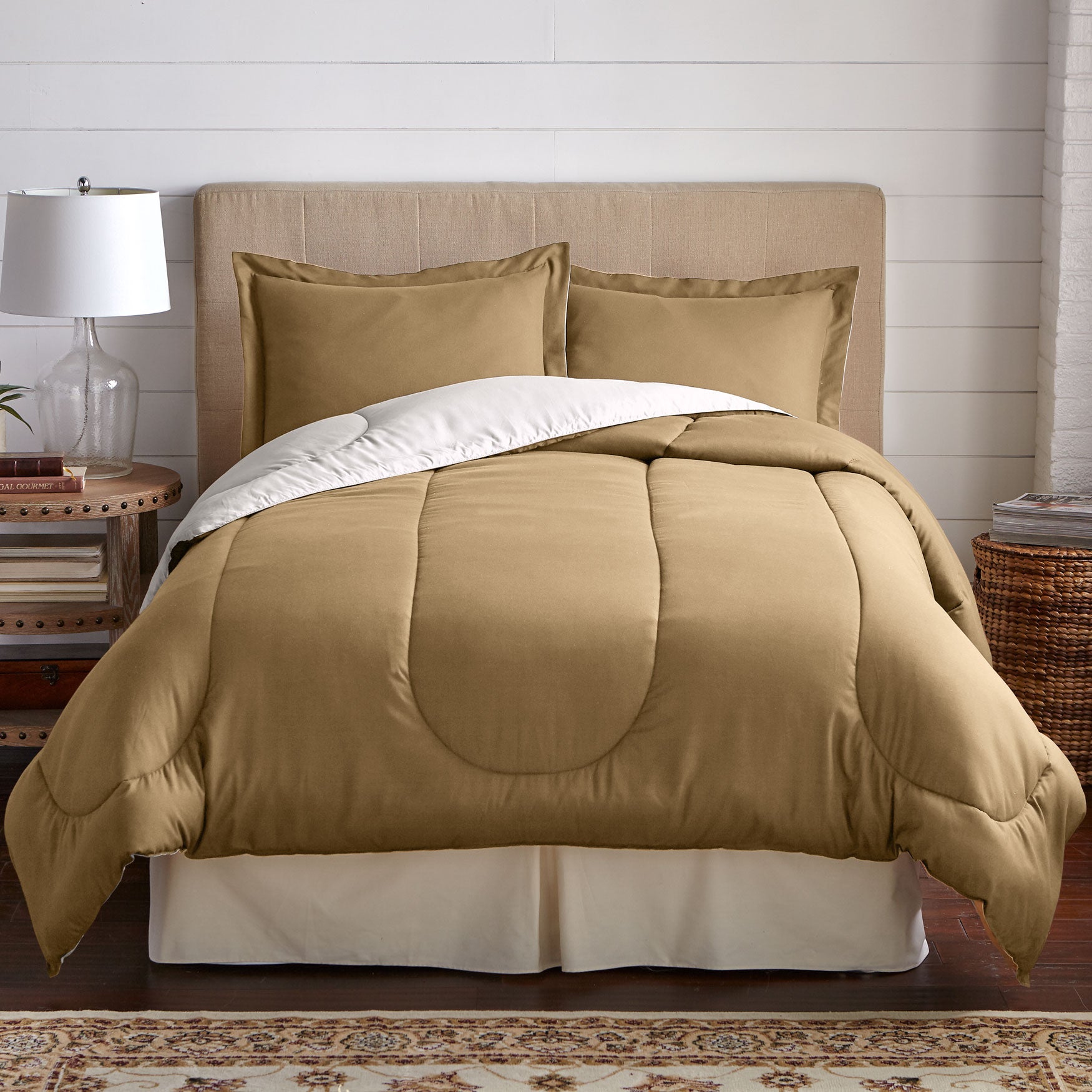 BH Studio Reversible Comforter image number 0