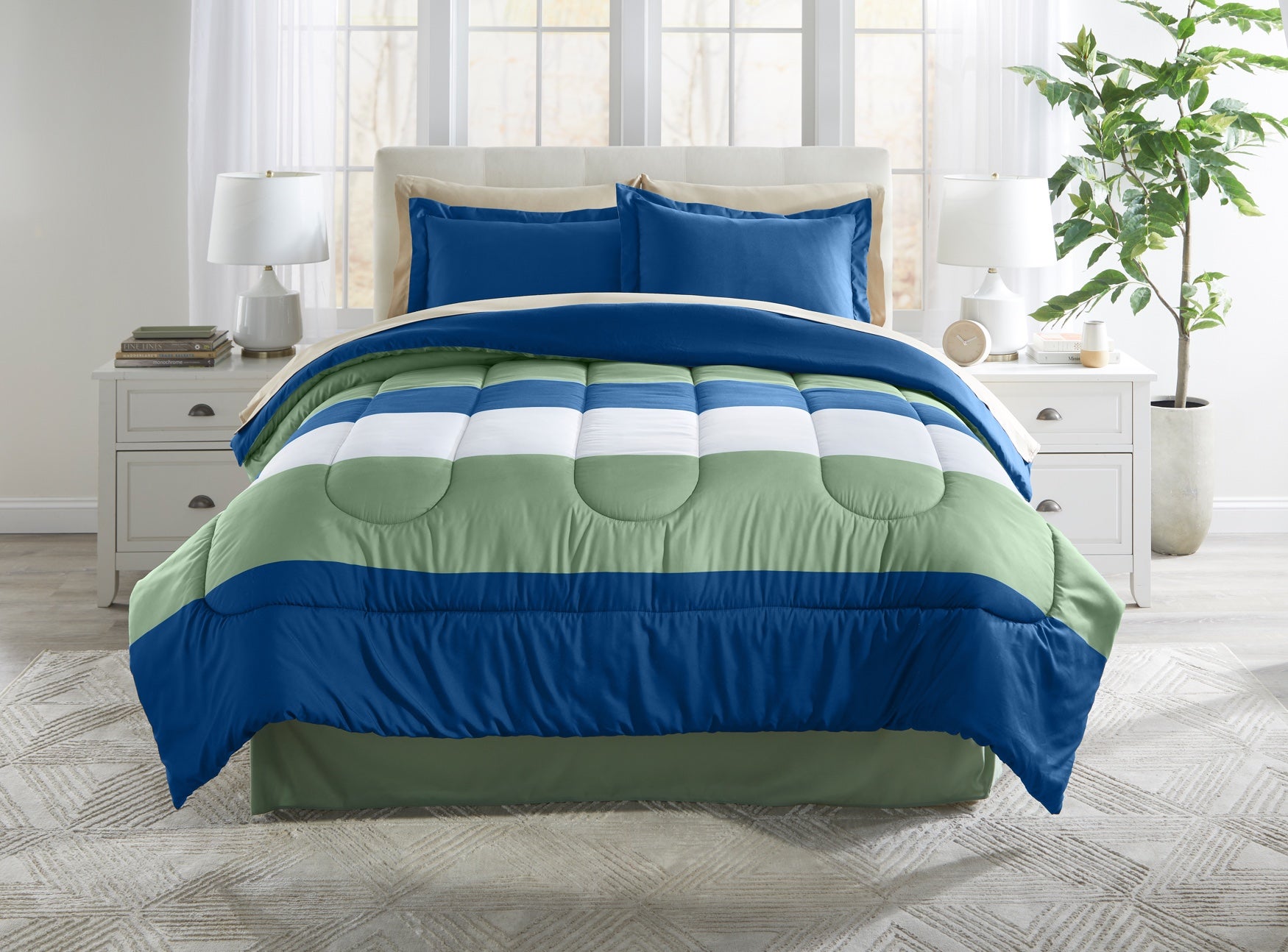 BH Studio Reversible Comforter image number 0