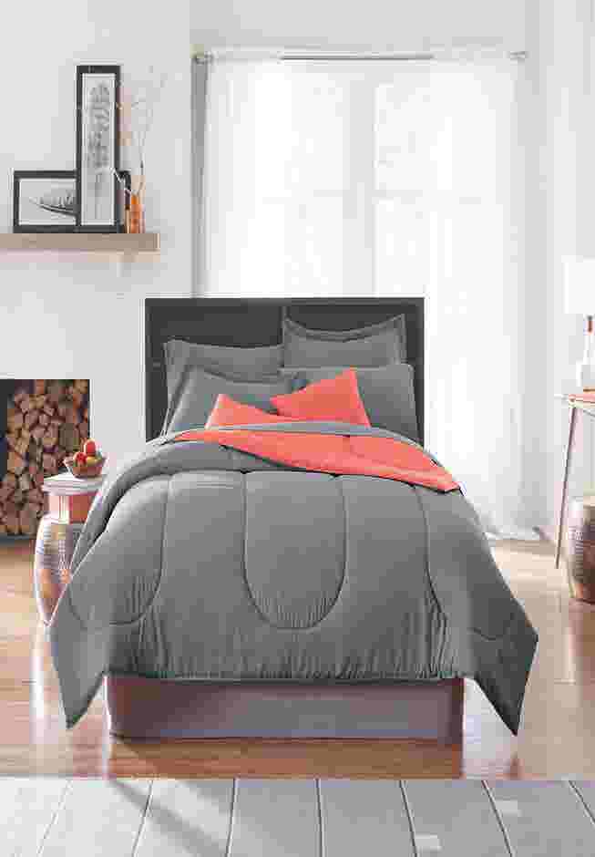 BH Studio Reversible Comforter image number 0