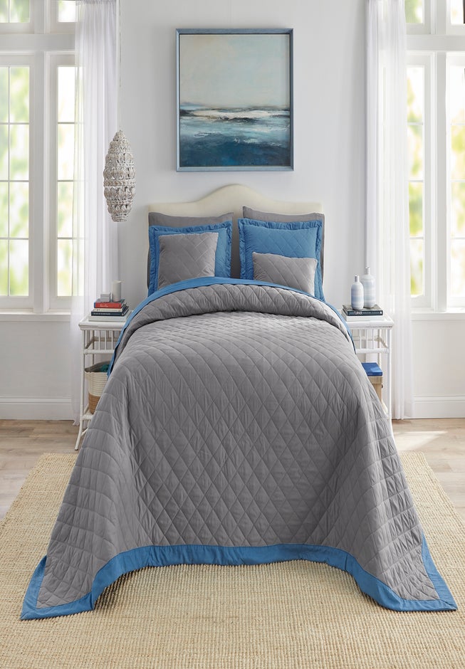 BH Studio Reversible Quilted Bedspread image number 1