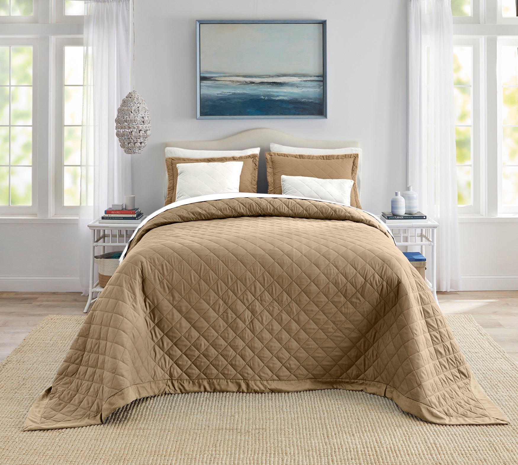 BH Studio Reversible Quilted Bedspread image number 1