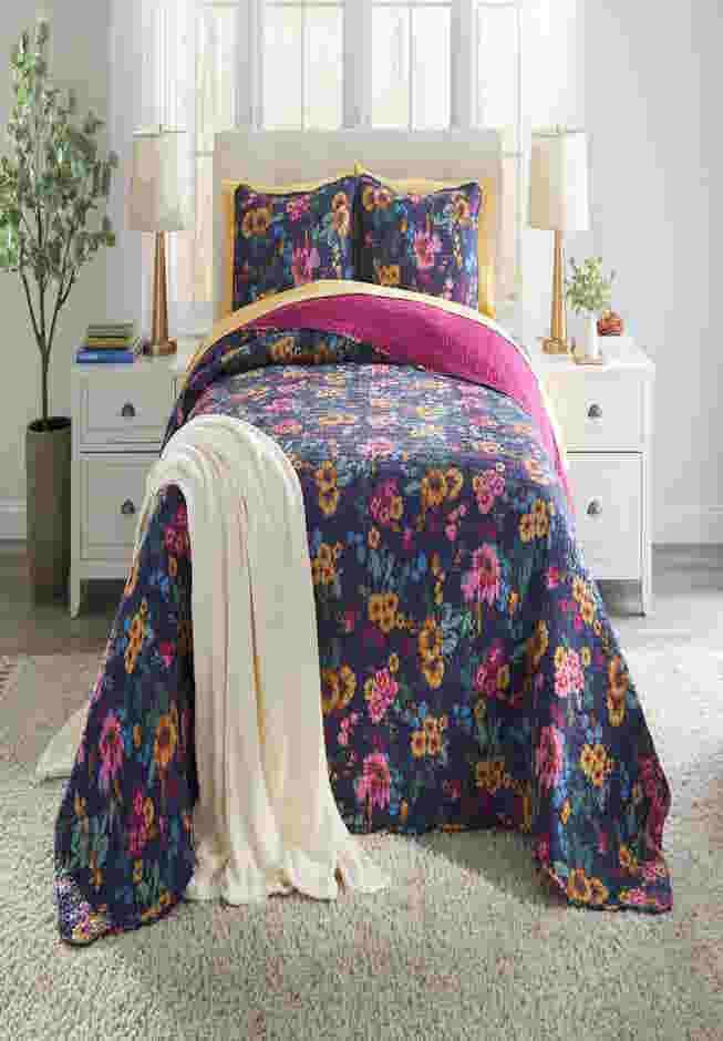BH Studio Reversible Quilted Bedspread image number 4