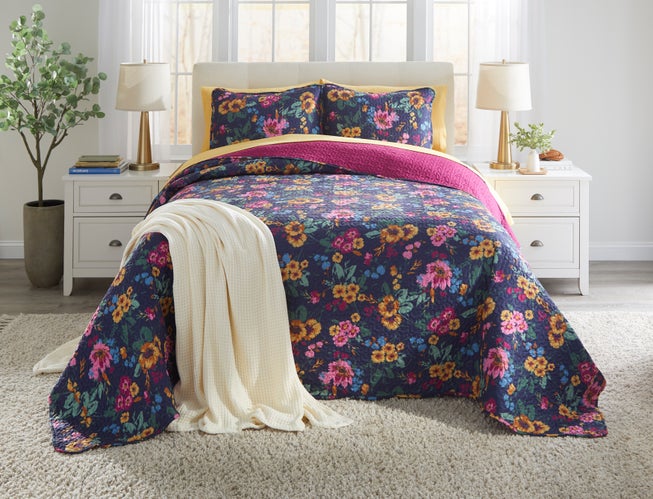 BH Studio Reversible Quilted Bedspread image number 4