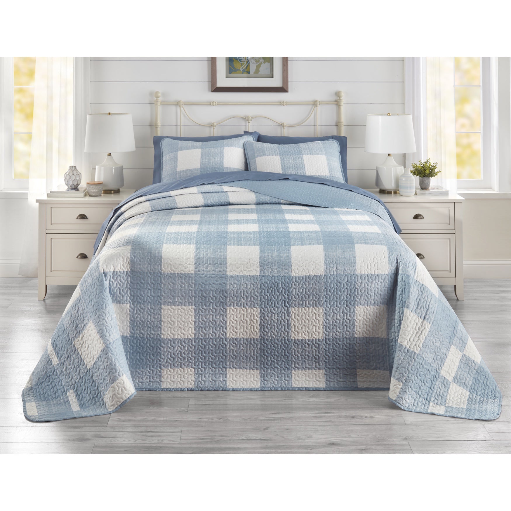 BH Studio Reversible Quilted Bedspread image number 0
