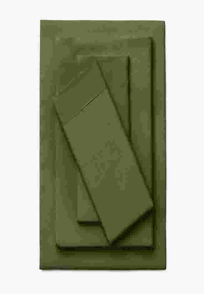 BH Studio Solid Microfiber Sheet Set image number 0