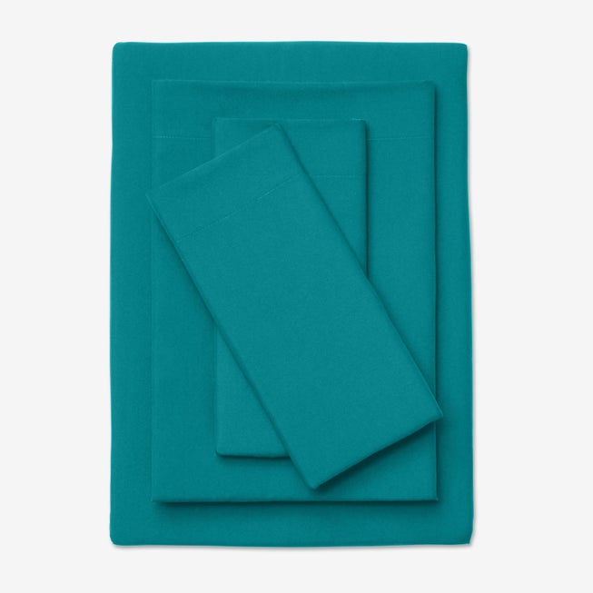 BH Studio Solid Microfiber Sheet Set image number 0