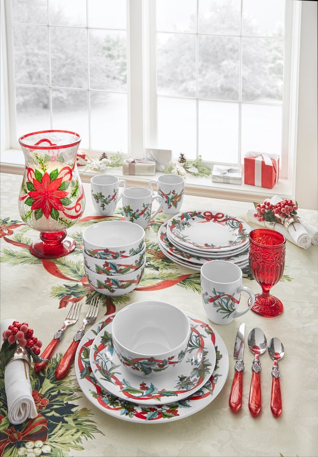 16-Pc. Christmas Dinnerware Set image number 5