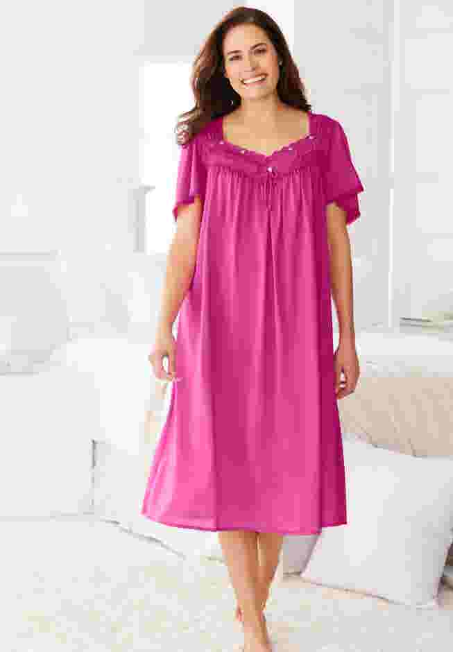 Short Silky Lace-Trim Gown image number 4