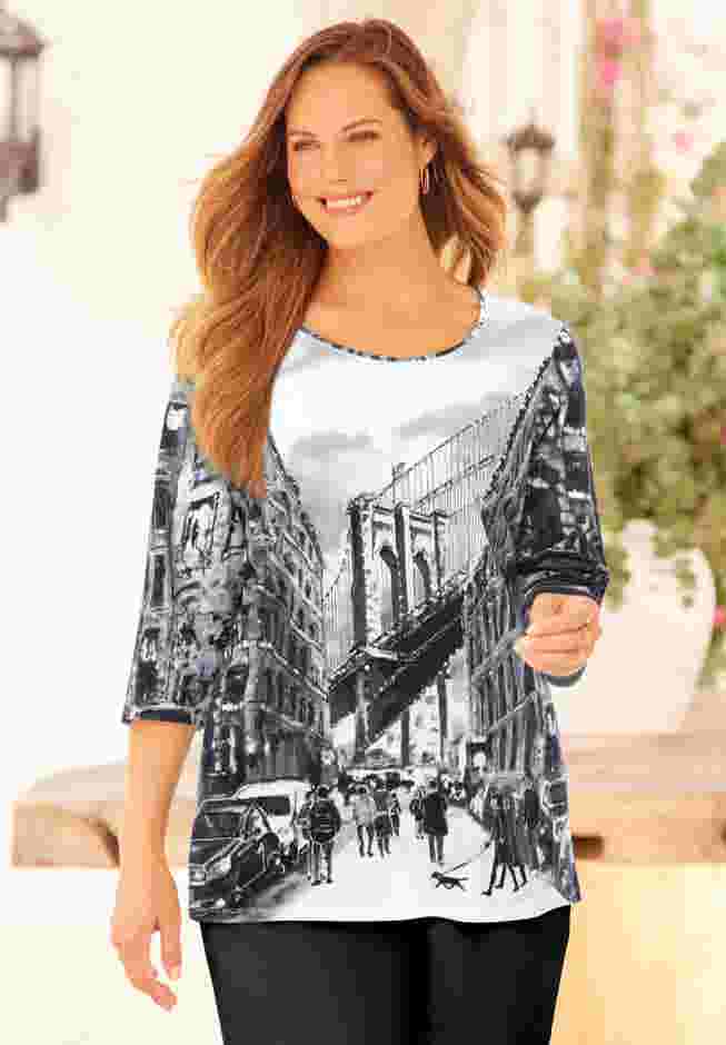 3/4 SLEEVE SEASONAL TEE image number 0