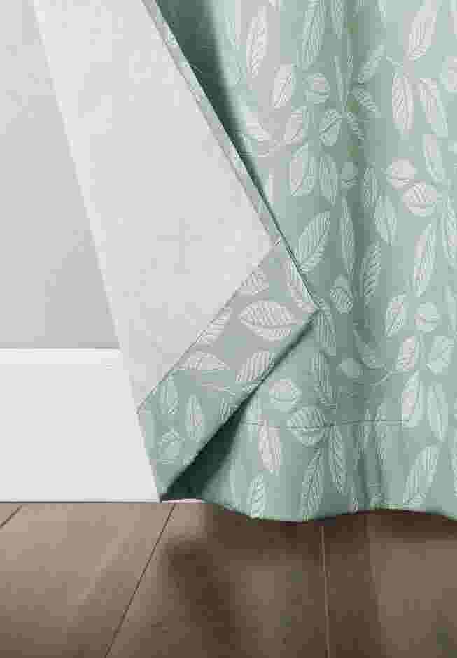 Satti 100% Blackout Grommet Panel image number 3