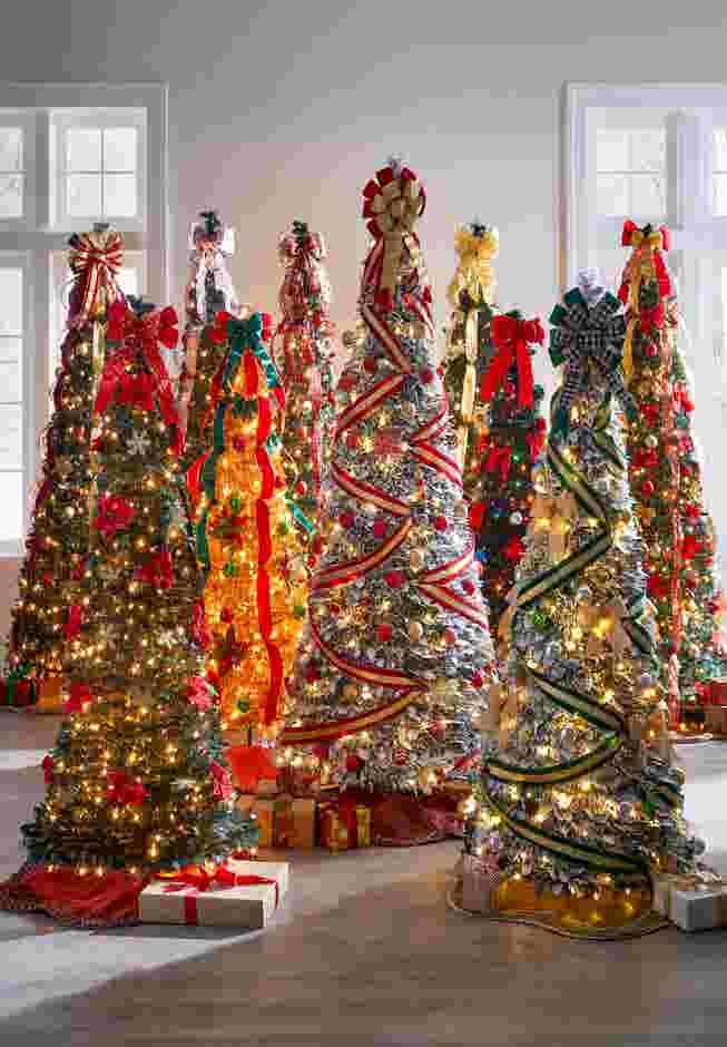 Fully Decorated Pre-Lit 6’ Pop-Up Christmas Tree image number 3