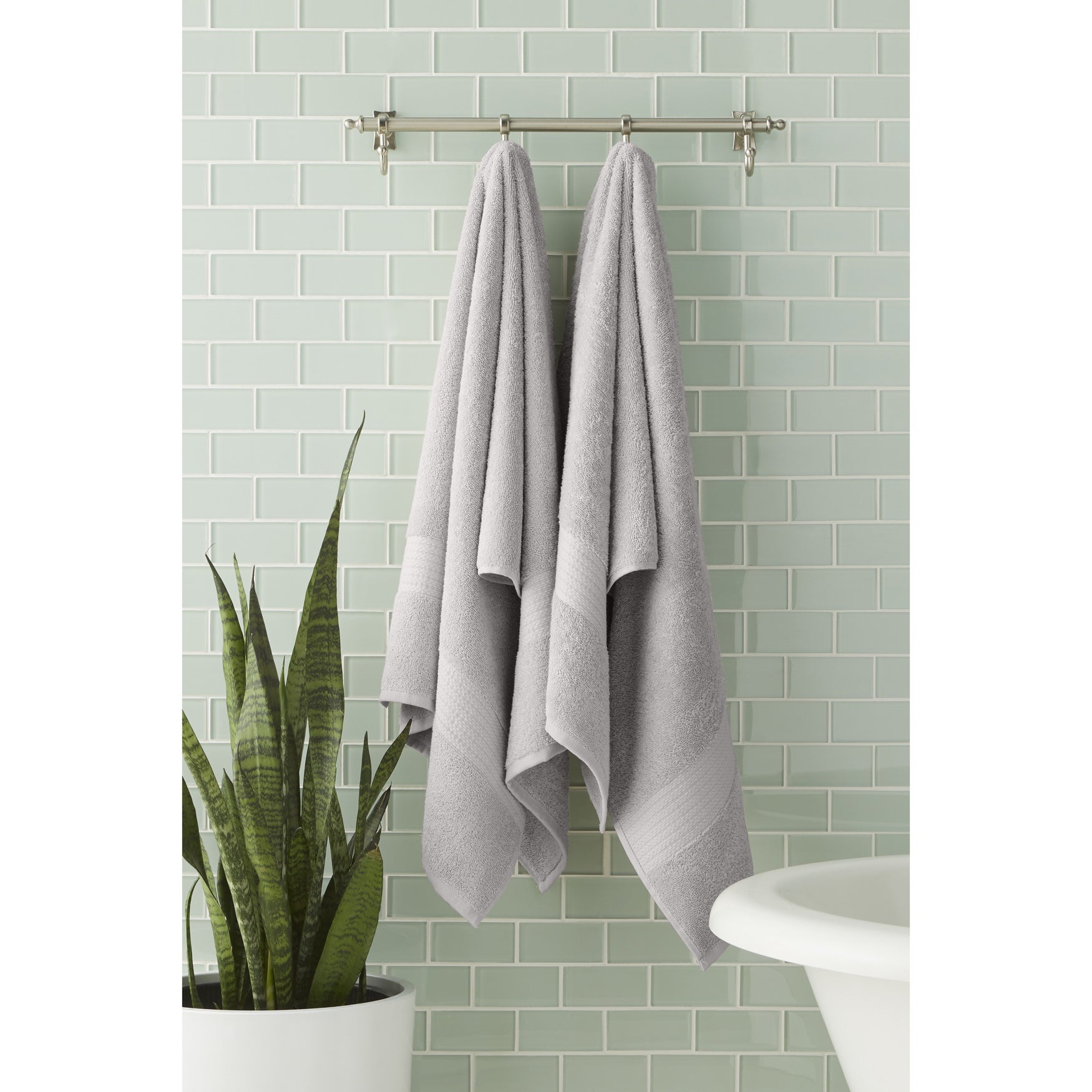 BH Studio 2-Pc. Bath Towel Set image number 0