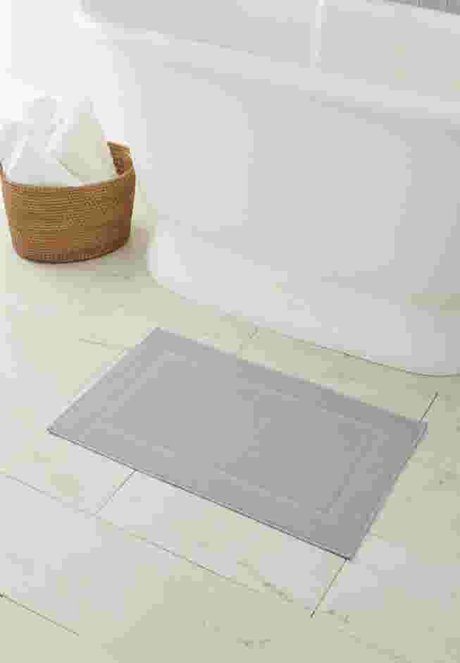 BH Studio Bath Mat, Set of 2 image number 0