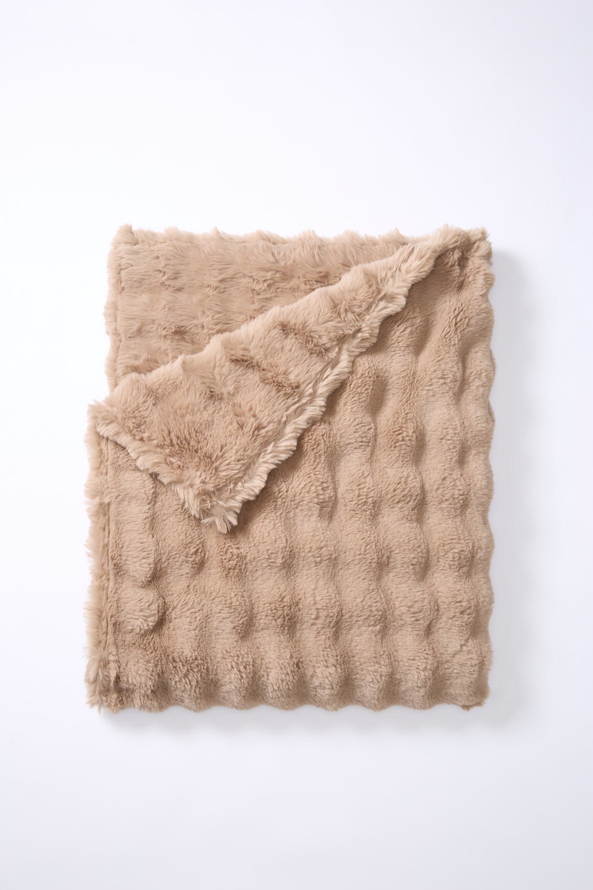 Cascade Ultra Fine Faux Fur Throw image number 0