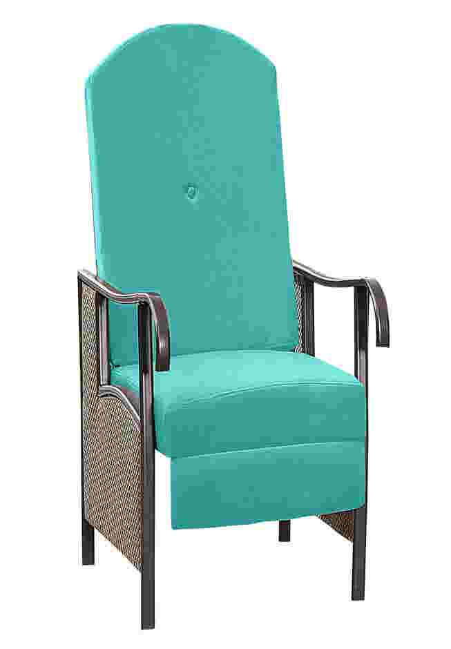 Oversized Outdoor Recliner image number 0