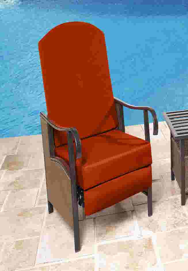 Oversized Outdoor Recliner image number 0