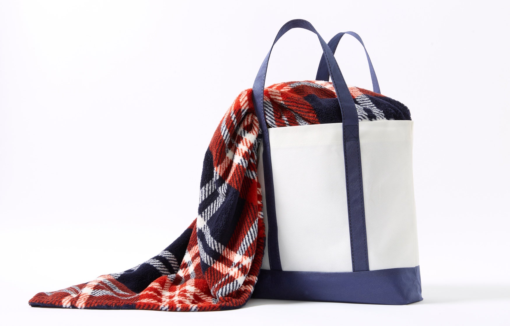 Tote Bag With Free Throw image number 0