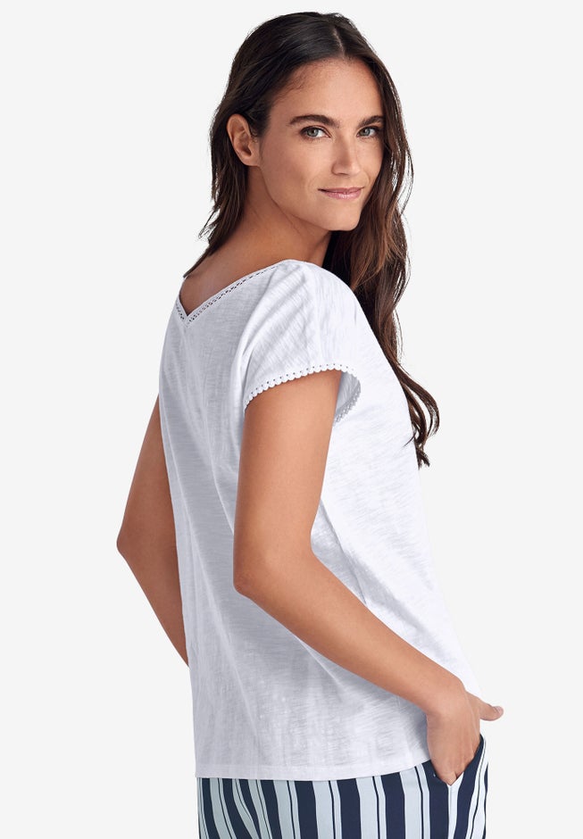 V-Neck A-Line Crochet Trim Tee image number 1