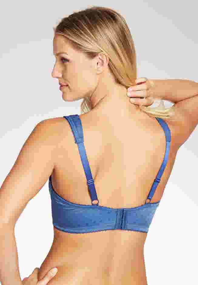 Comfort Choice® Wireless Gel Strap Bra image number 1