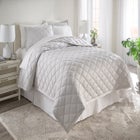 BH Studio Jersey Quilt Set image number null