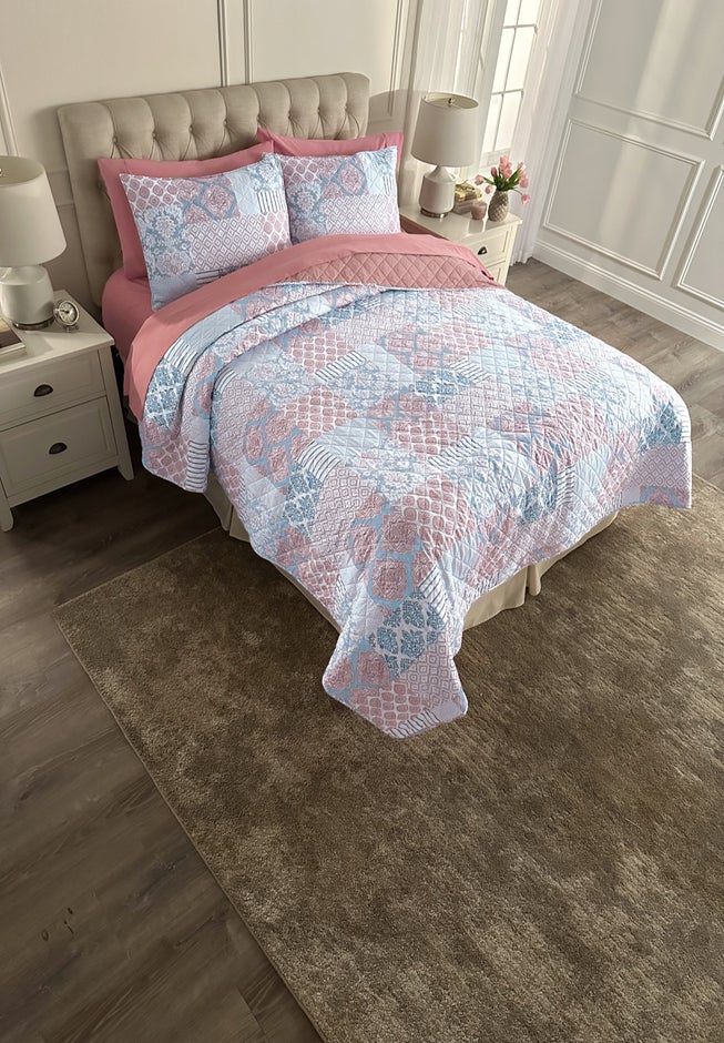 Geo Patchwork Quilt Set image number 1