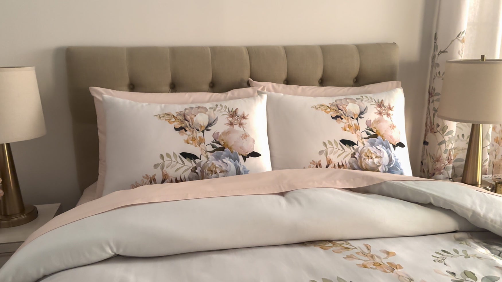 Odette Comforter Set image number 2