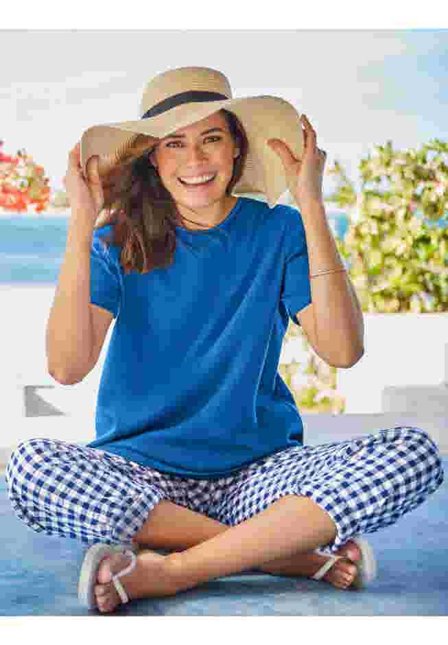 Waffle Thermal Satin Trim Tee image number 6