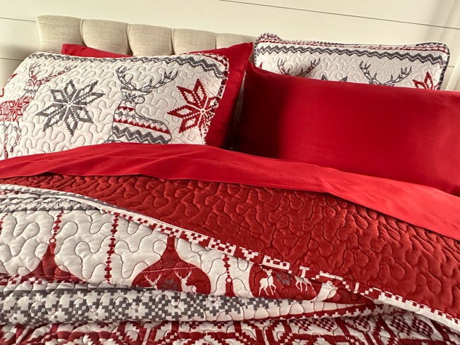 3-Pc. Microfleece Christmas Bedspread Set image number 2