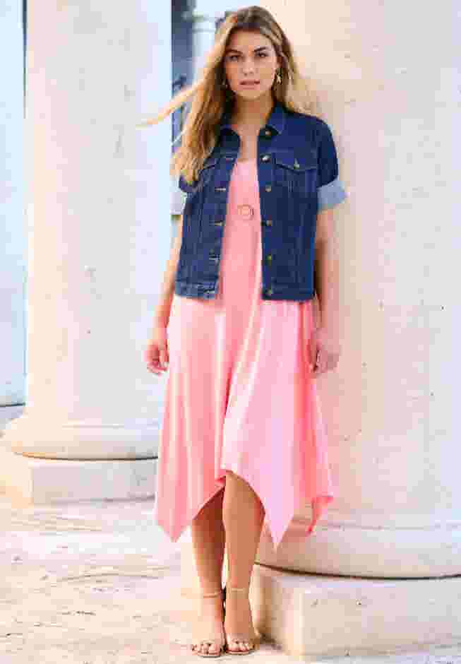 Short-Sleeve Stretch Denim Jacket image number 3