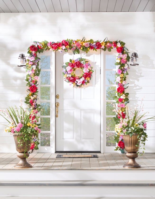 24" Pre-Lit Mia Spring Wreath image number null