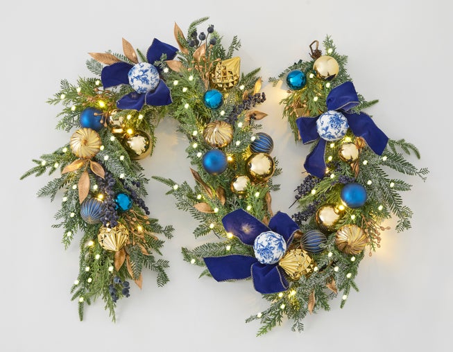 6 Ft. Pre-Lit Midnight Blue Garland image number 0