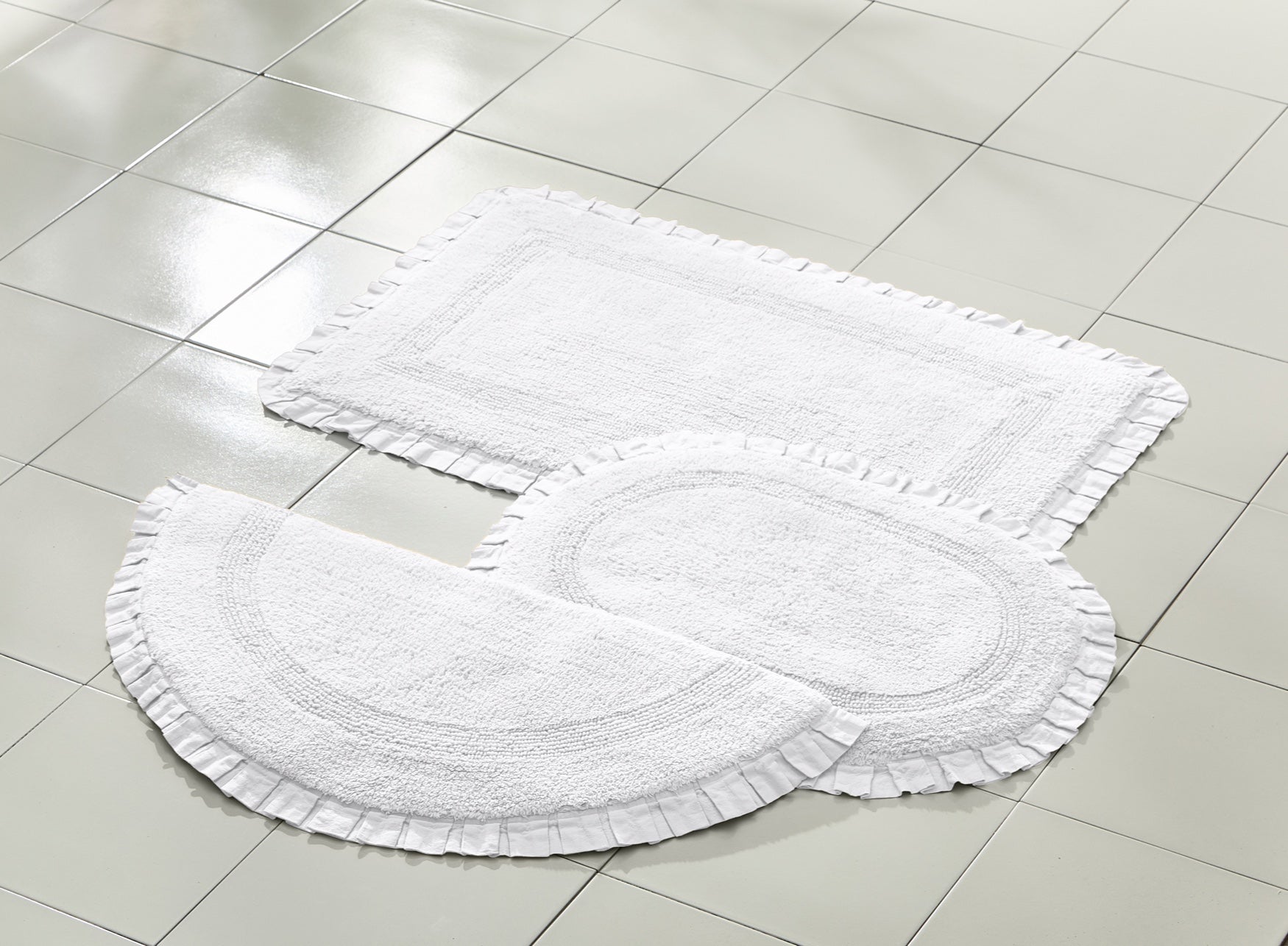 Rectangle Ruffle Bath Rug image number 1