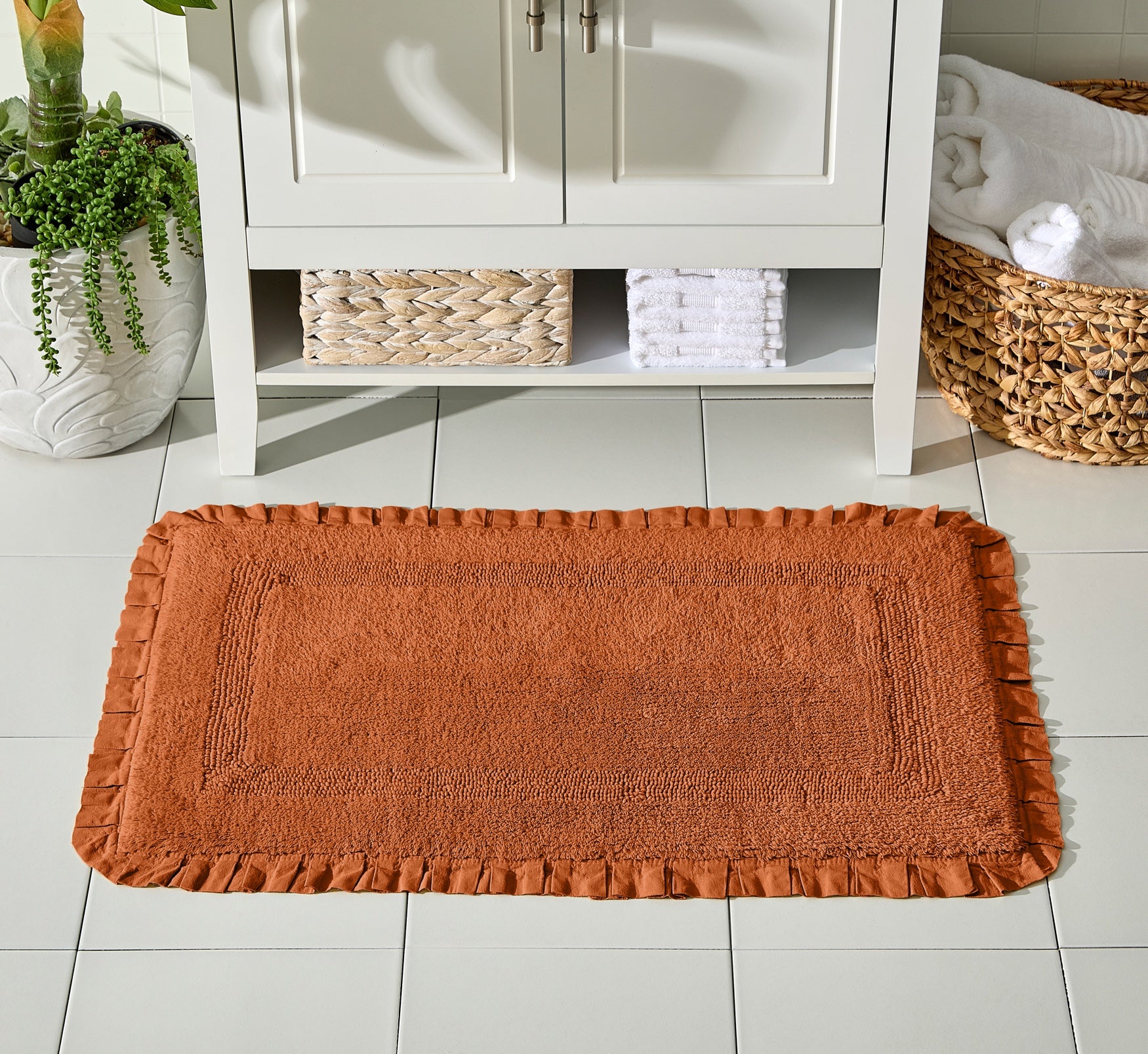 Rectangle Ruffle Bath Rug image number 0